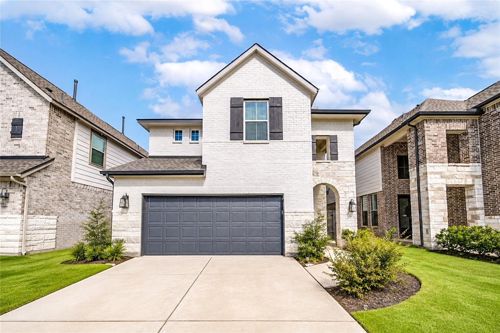10514 Skyward Estate Trail - Photo 0