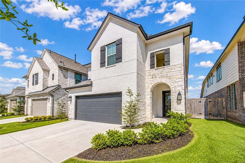 10514 Skyward Estate Trail - Photo 3