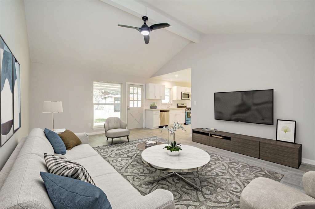 7902 La Roche Lane - Photo 1