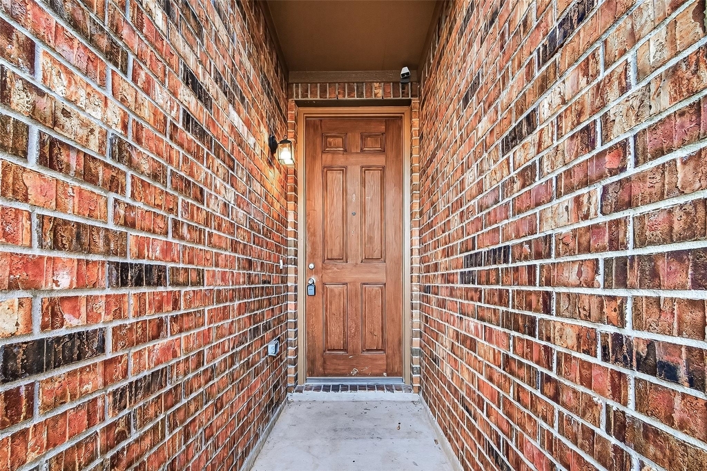 21015 Blackstone Villa Lane - Photo 3