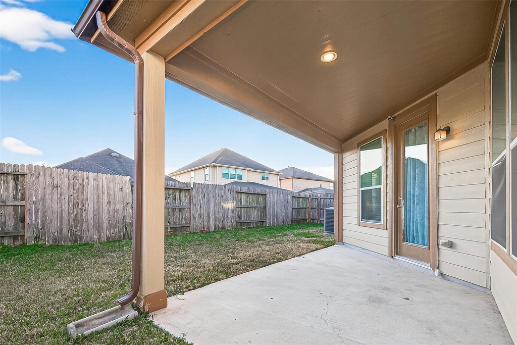 21015 Blackstone Villa Lane - Photo 43