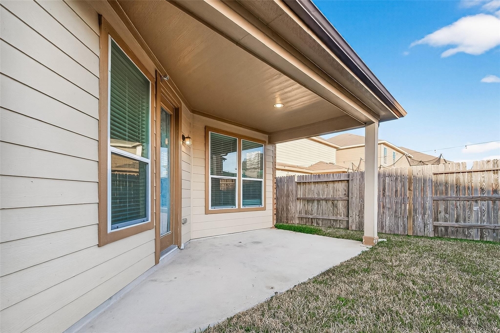 21015 Blackstone Villa Lane - Photo 45