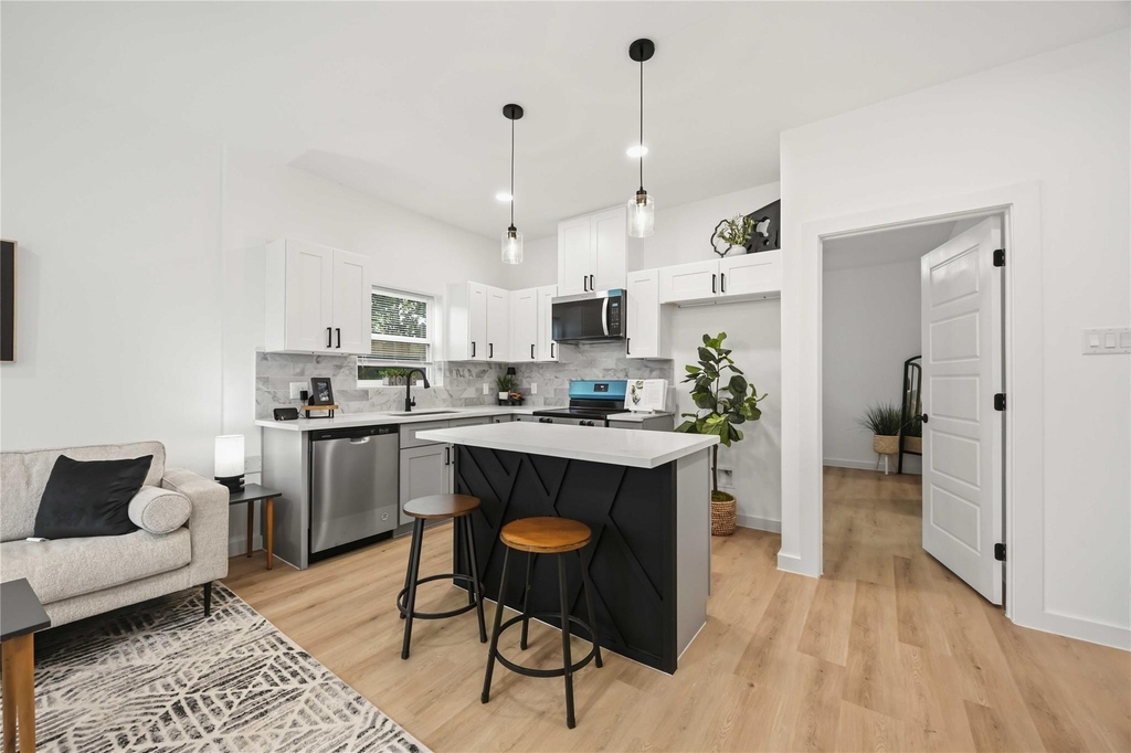 7946 Fields Street - Photo 8