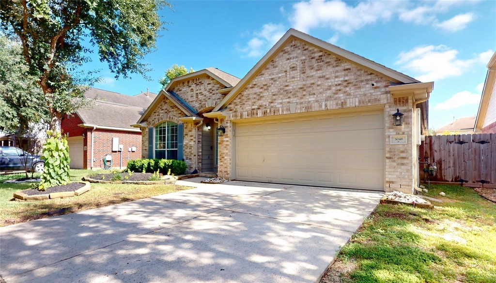 3046 Antler Way - Photo 1
