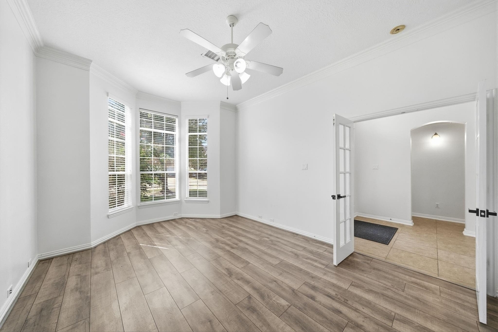 14207 Hawkesbury Court - Photo 15