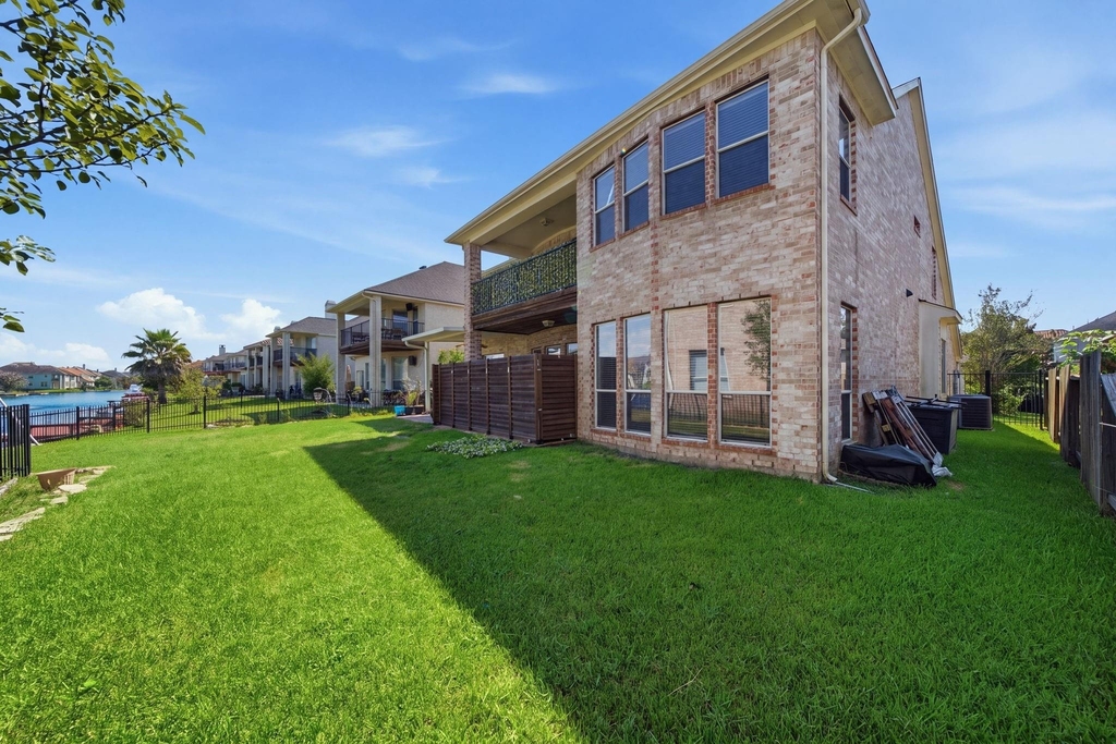 14207 Hawkesbury Court - Photo 34