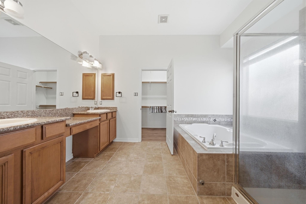14207 Hawkesbury Court - Photo 25