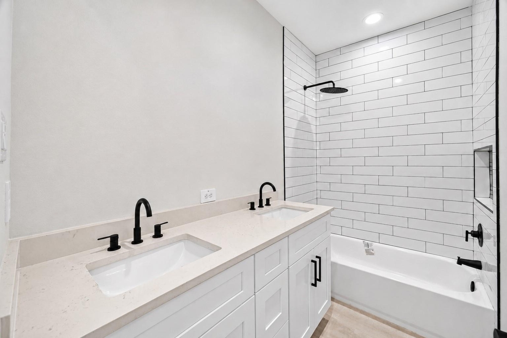7824 Beckley Street - Photo 12