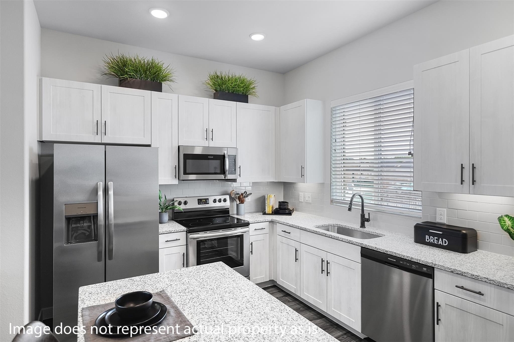 5501 Wild Acres Drive - Photo 4