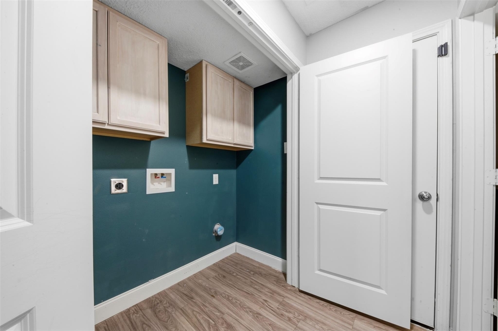 15011 Crockett Road - Photo 10
