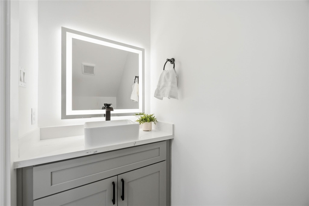 7944 Fields Street - Photo 10