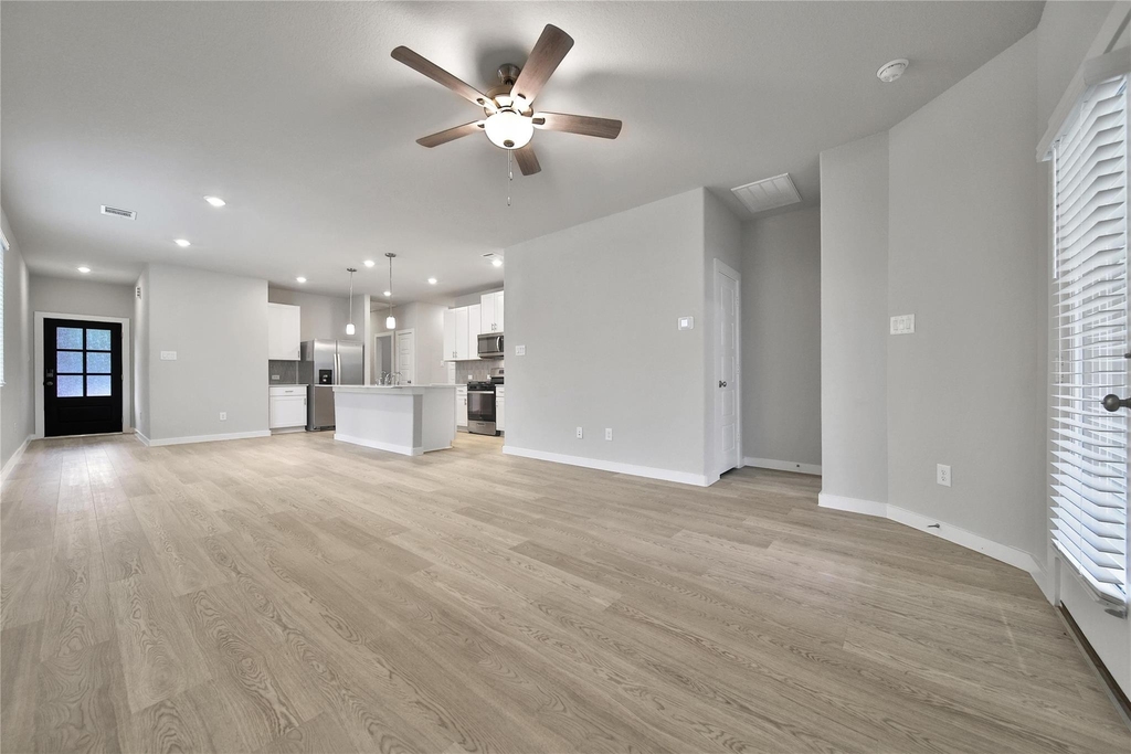 6609 Lahna Oak Drive - Photo 4