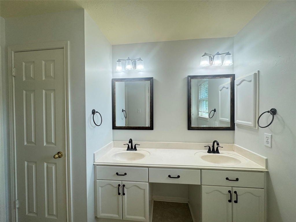 210 Rolling Plains Drive - Photo 40