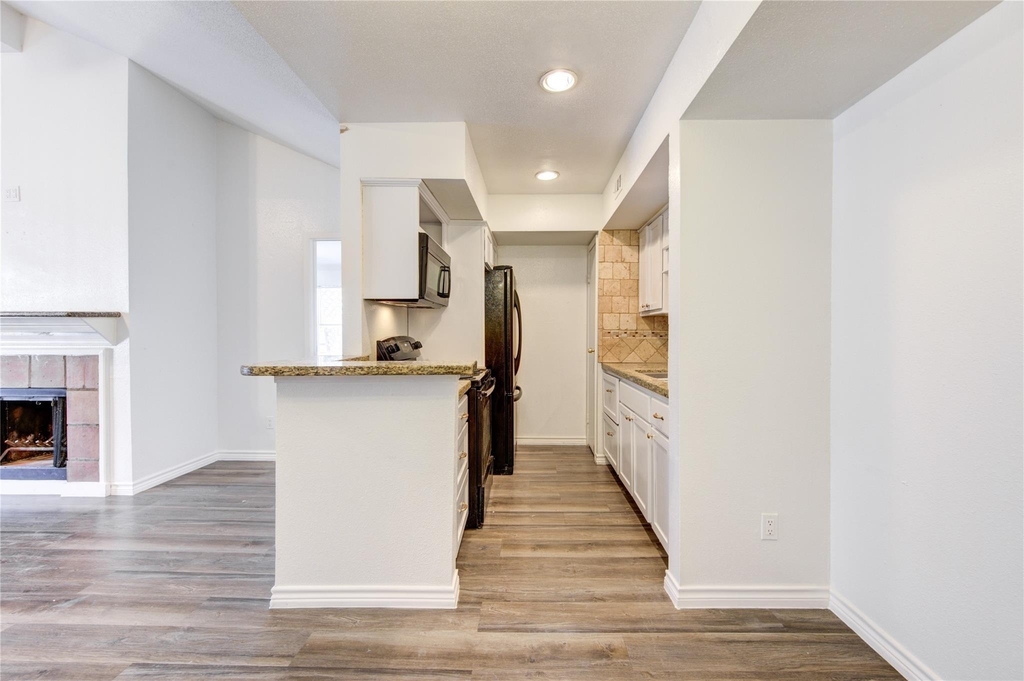 10202 Forum Park Drive - Photo 9