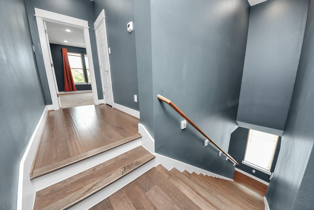 1411 Boswell Street - Photo 18
