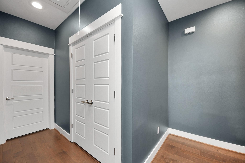 1411 Boswell Street - Photo 22