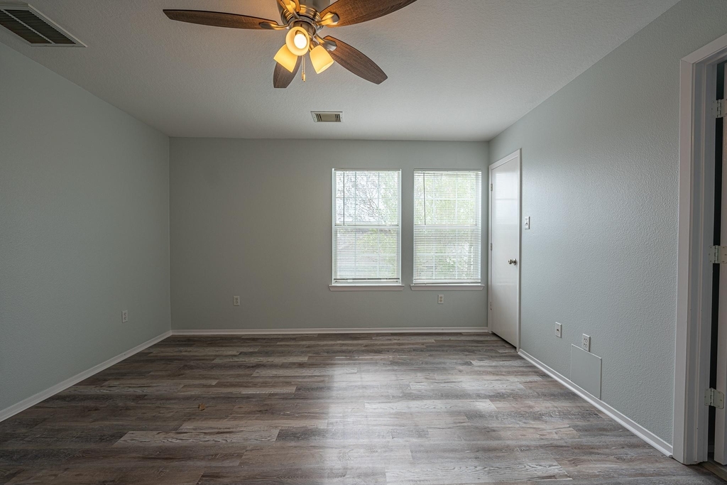 6247 Elton Knolls Street - Photo 13