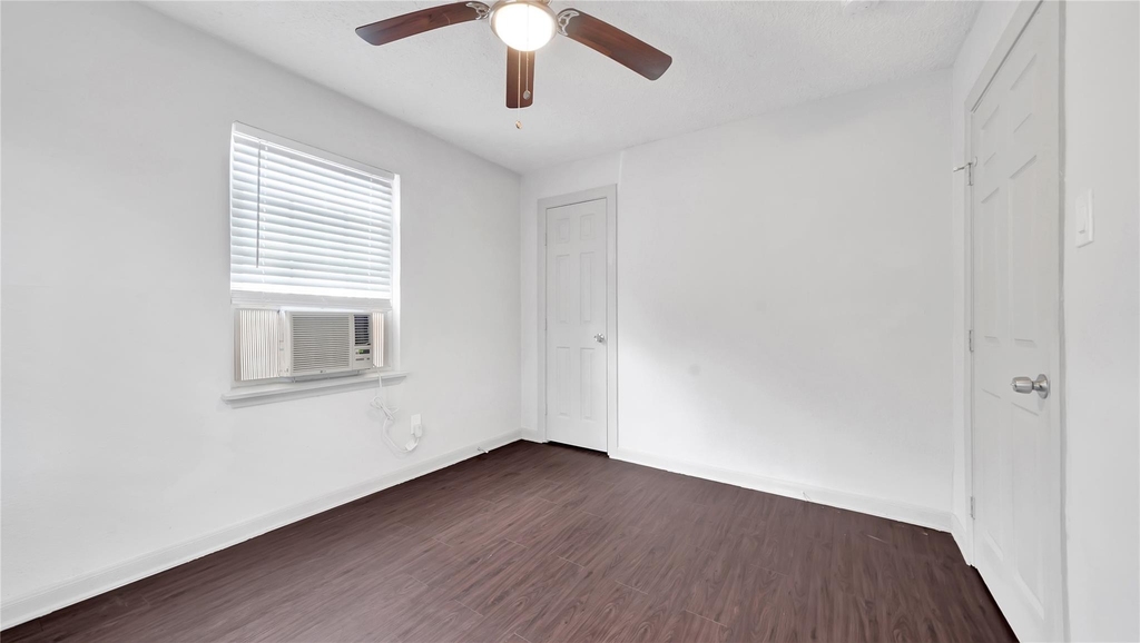 2507 Delano - Photo 7