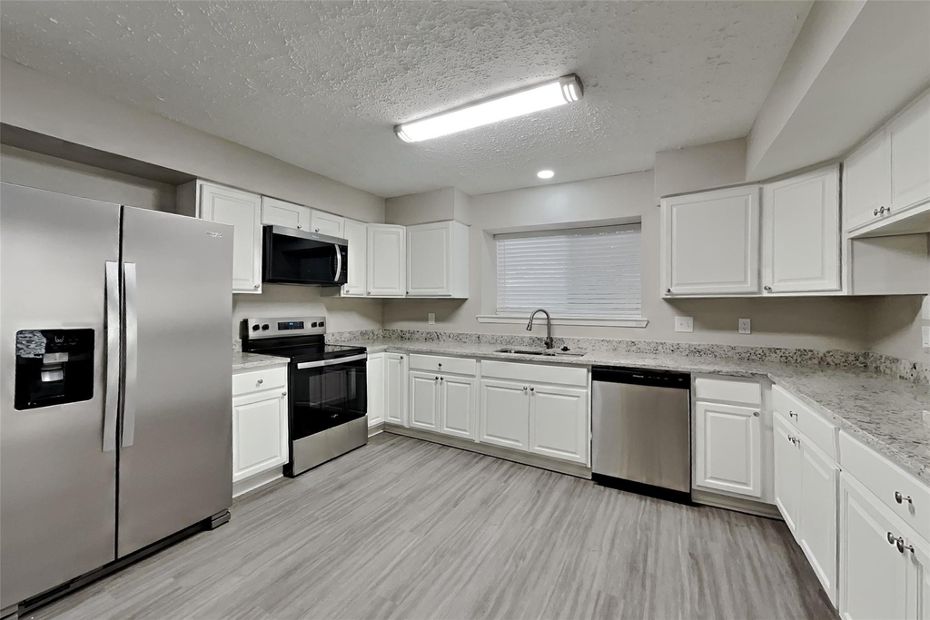 4734 Lost Lake Lane - Photo 5