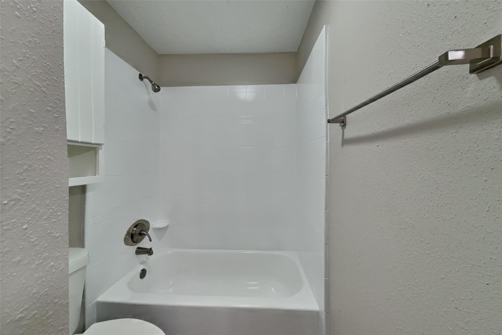 4734 Lost Lake Lane - Photo 15