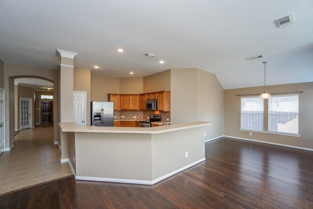 7102 Thistlewood Park Court - Photo 9