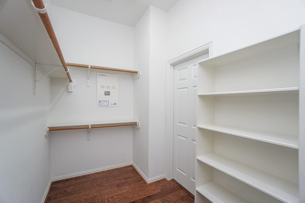 7102 Thistlewood Park Court - Photo 21