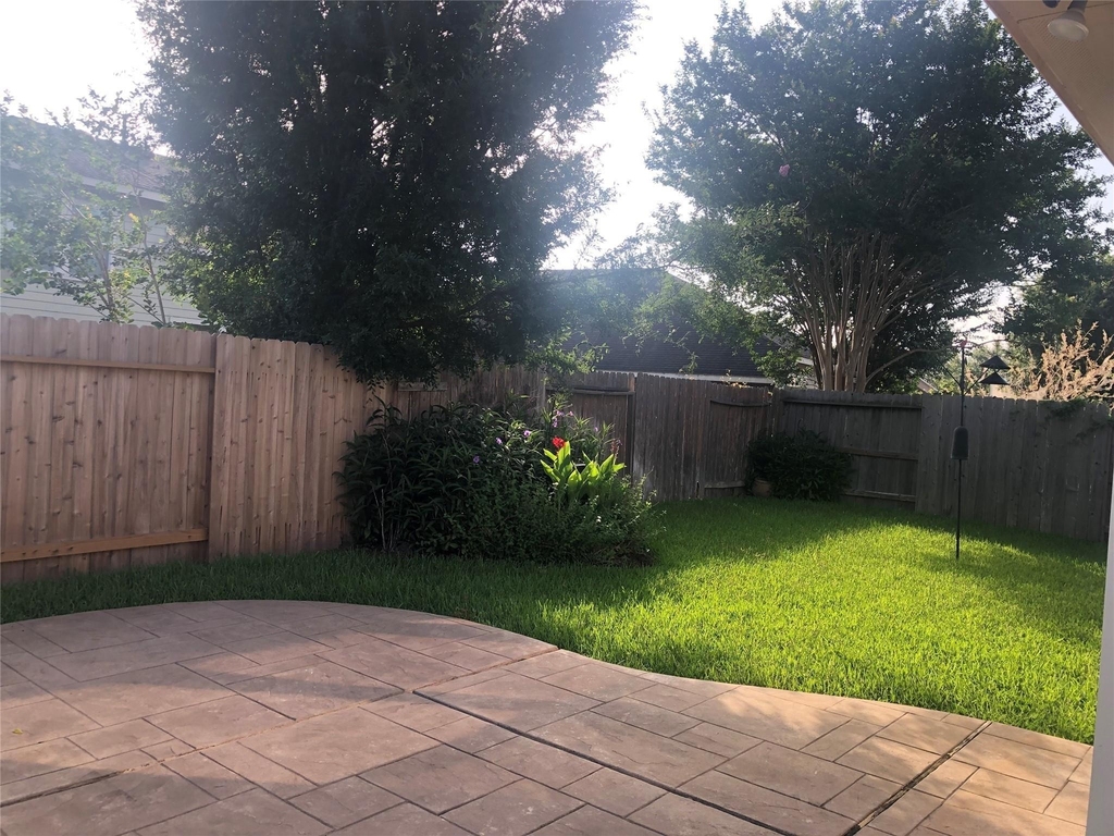 7102 Thistlewood Park Court - Photo 28