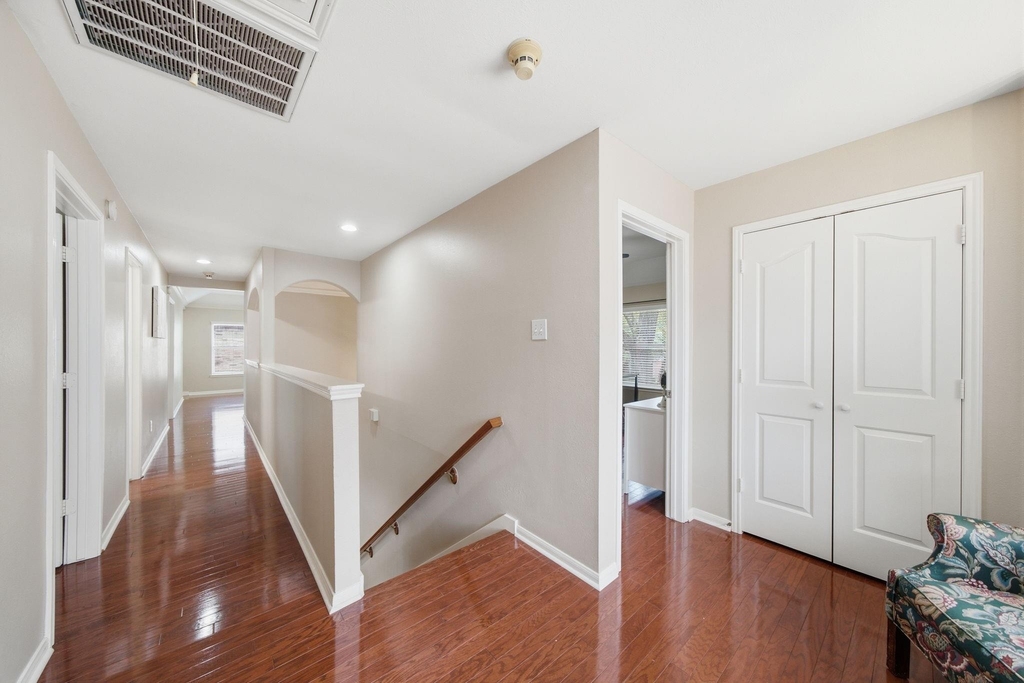 4418 Ruttand Park Lane - Photo 17