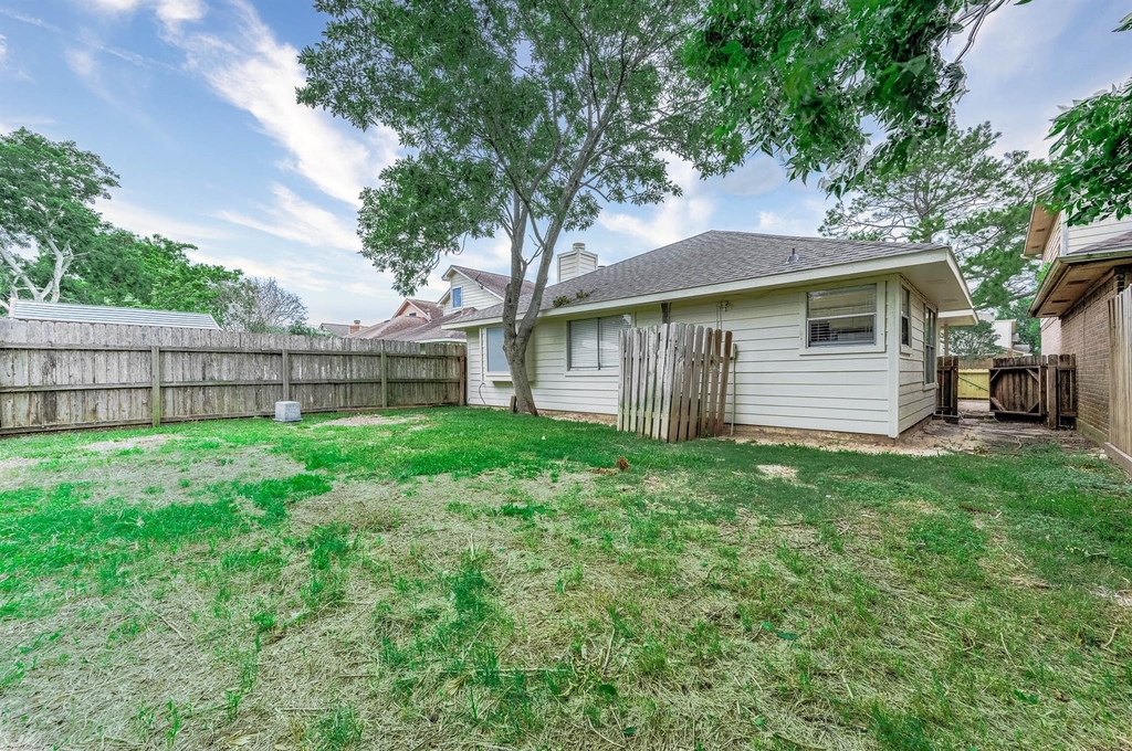 103 Avocado Street - Photo 19
