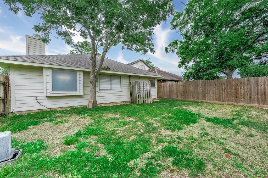 103 Avocado Street - Photo 20