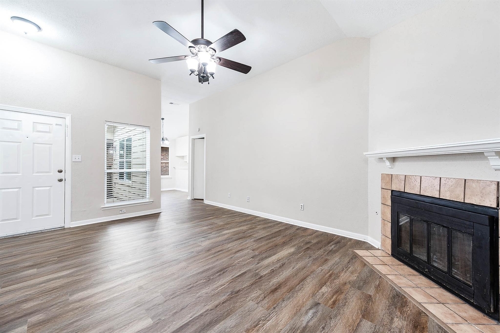 103 Avocado Street - Photo 6