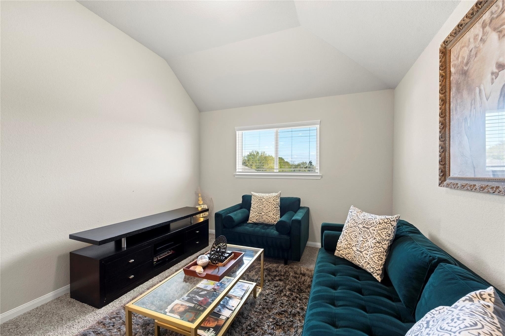 618 Ellwood Terrace Lane - Photo 17