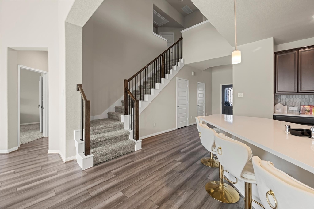 618 Ellwood Terrace Lane - Photo 13