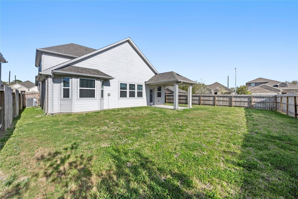 618 Ellwood Terrace Lane - Photo 18