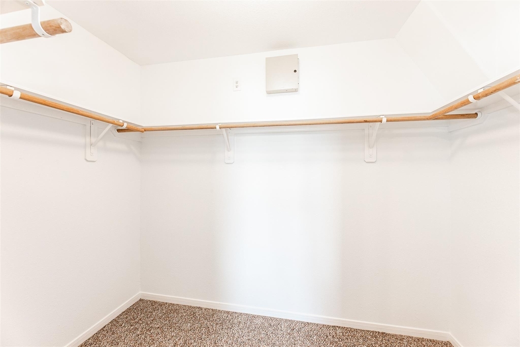 24515 Cornell Park Lane - Photo 14