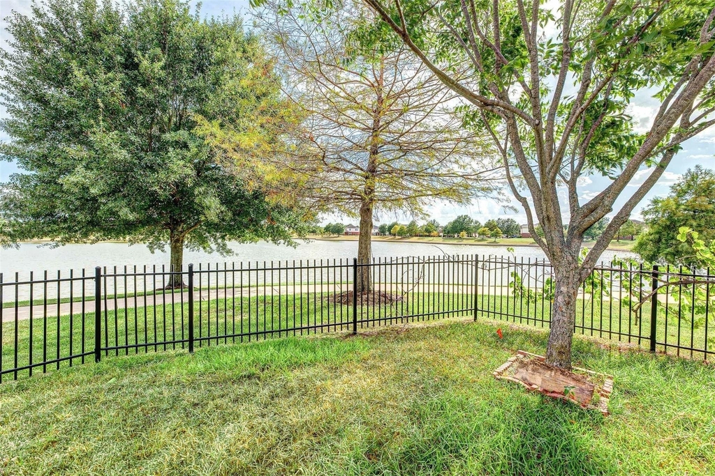 24515 Cornell Park Lane - Photo 21