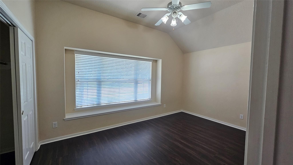 9923 Yearling Place - Photo 2