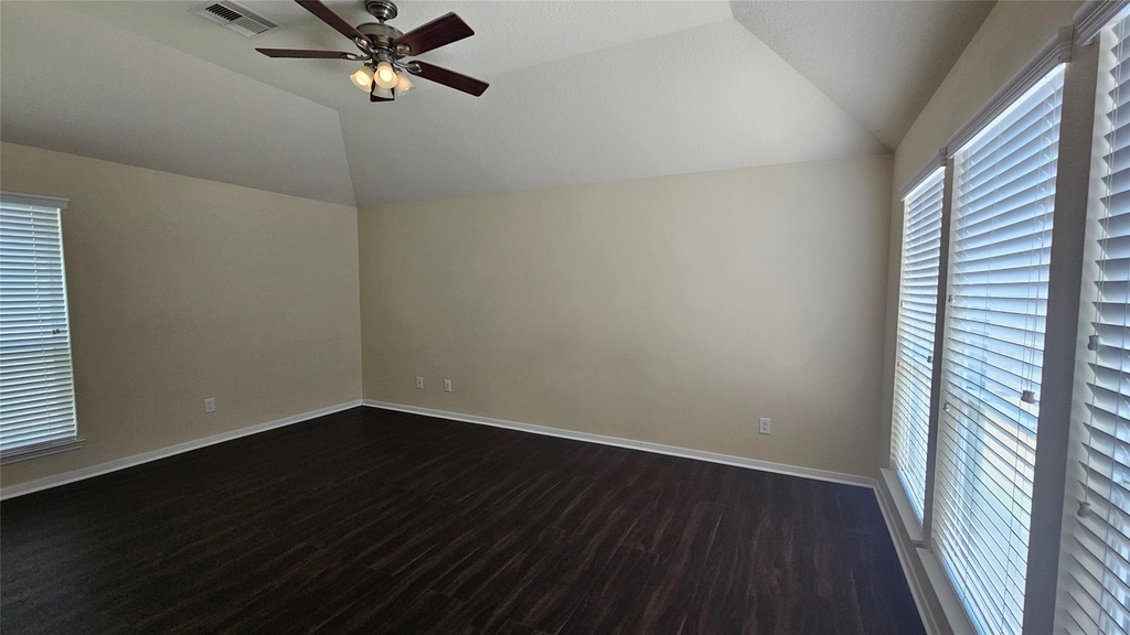 9923 Yearling Place - Photo 18