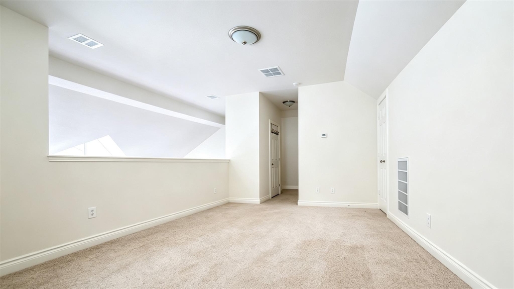 3411 Clearview Circle - Photo 9