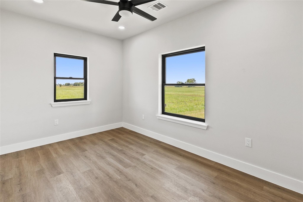 619 Chuckwagon Trail - Photo 30
