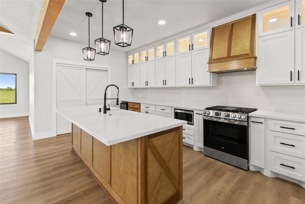 619 Chuckwagon Trail - Photo 12