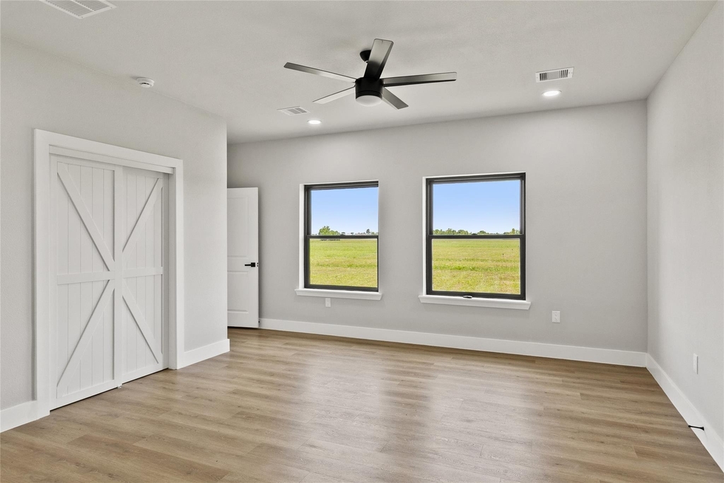 619 Chuckwagon Trail - Photo 19