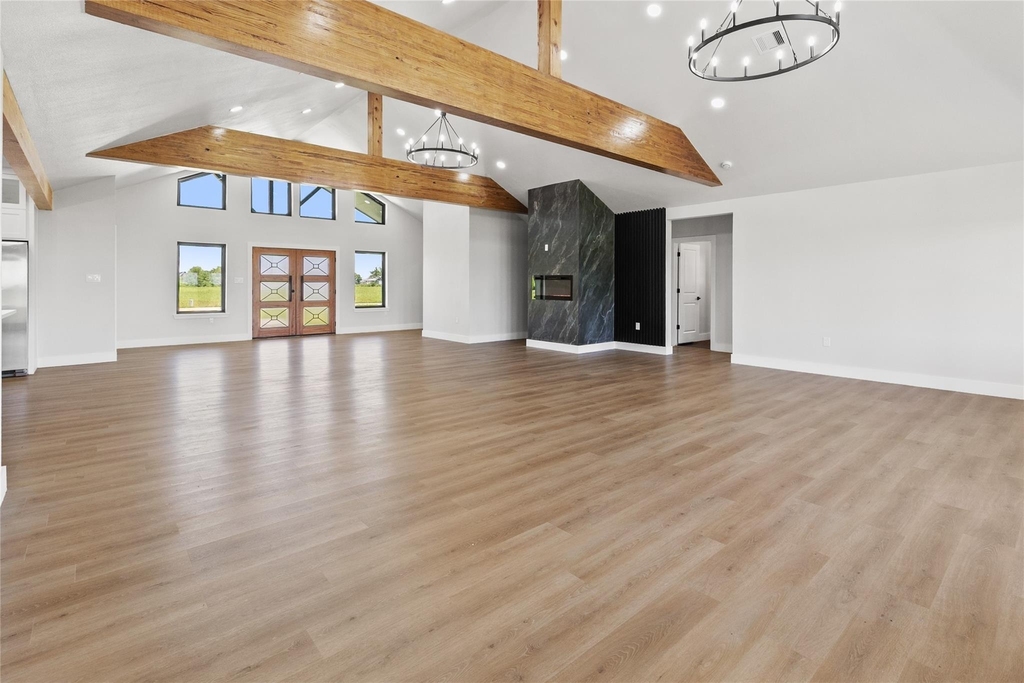 619 Chuckwagon Trail - Photo 8