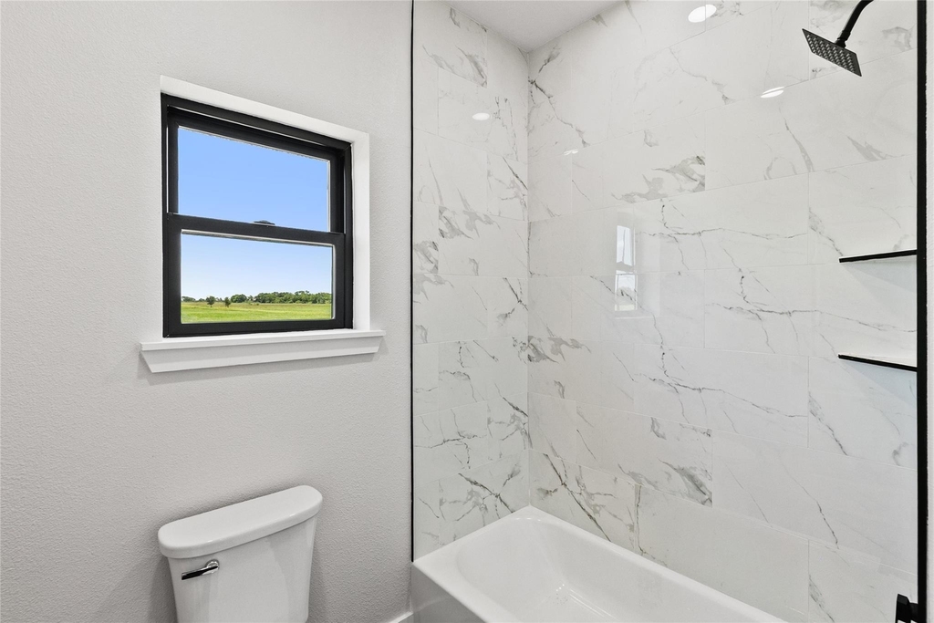 619 Chuckwagon Trail - Photo 28
