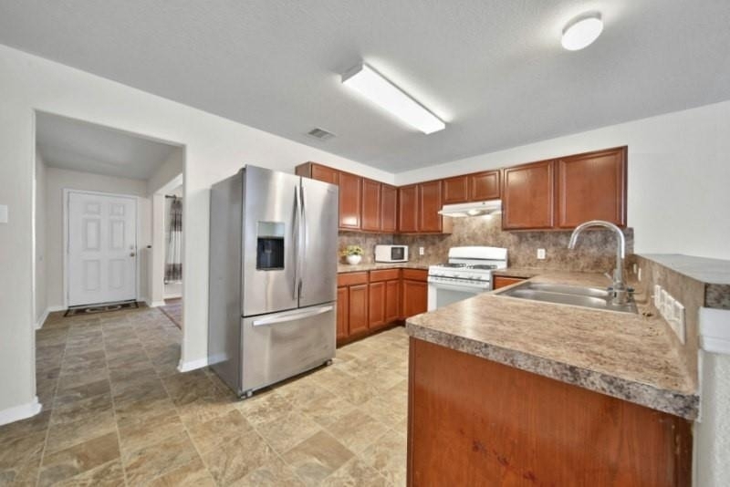 18103 Dardanelles Court - Photo 6