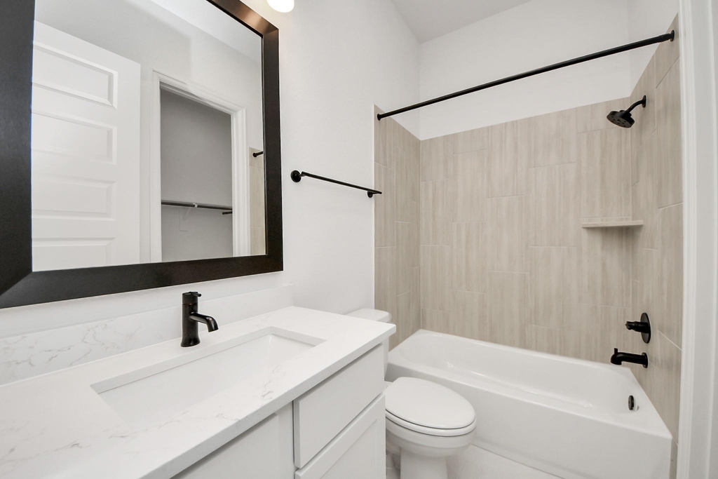 8706 Incandesce Rise Drive - Photo 41