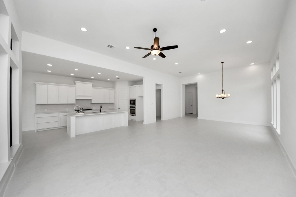 8706 Incandesce Rise Drive - Photo 14
