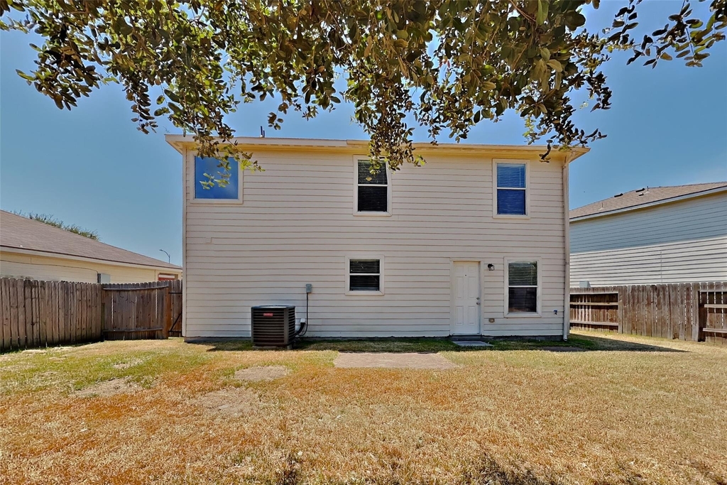 4294 Medina River Loop - Photo 17