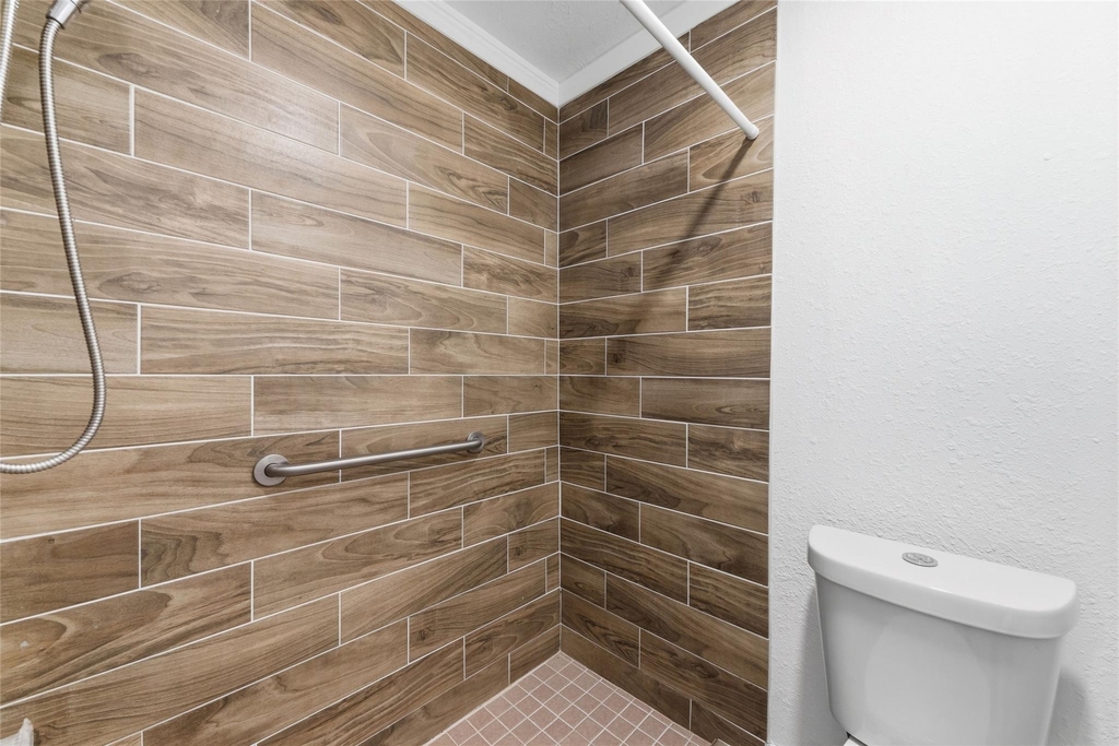 1410 Lexington Boulevard - Photo 25