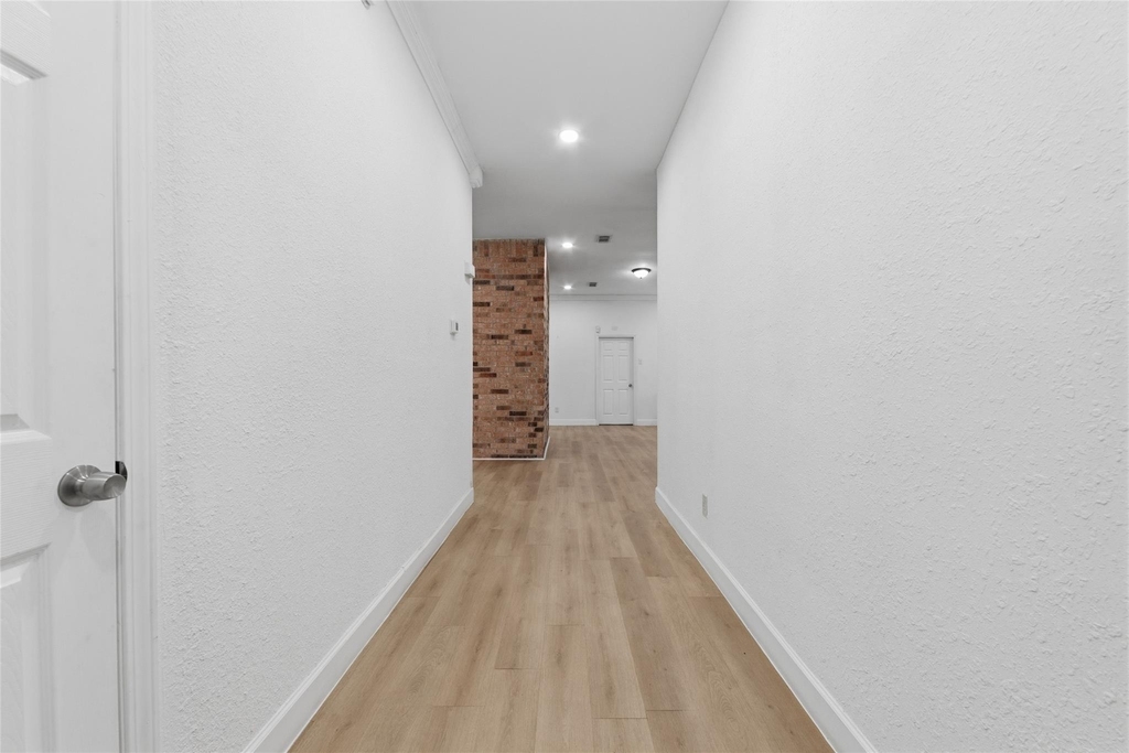1410 Lexington Boulevard - Photo 5